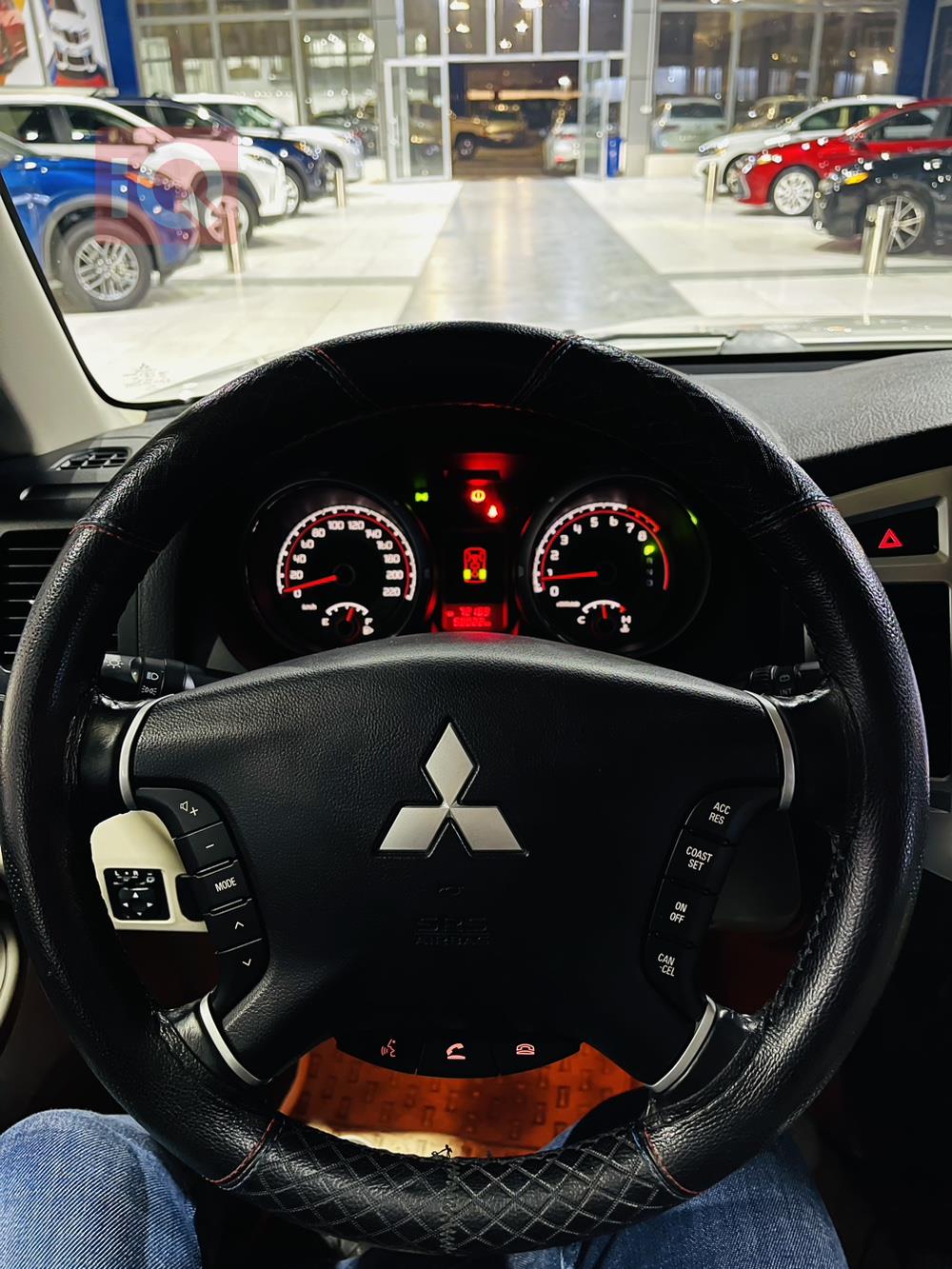 میتسوبیشی پاجیرۆ